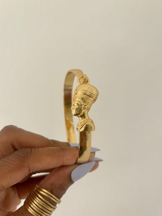 Nefertiti Gold Bangle