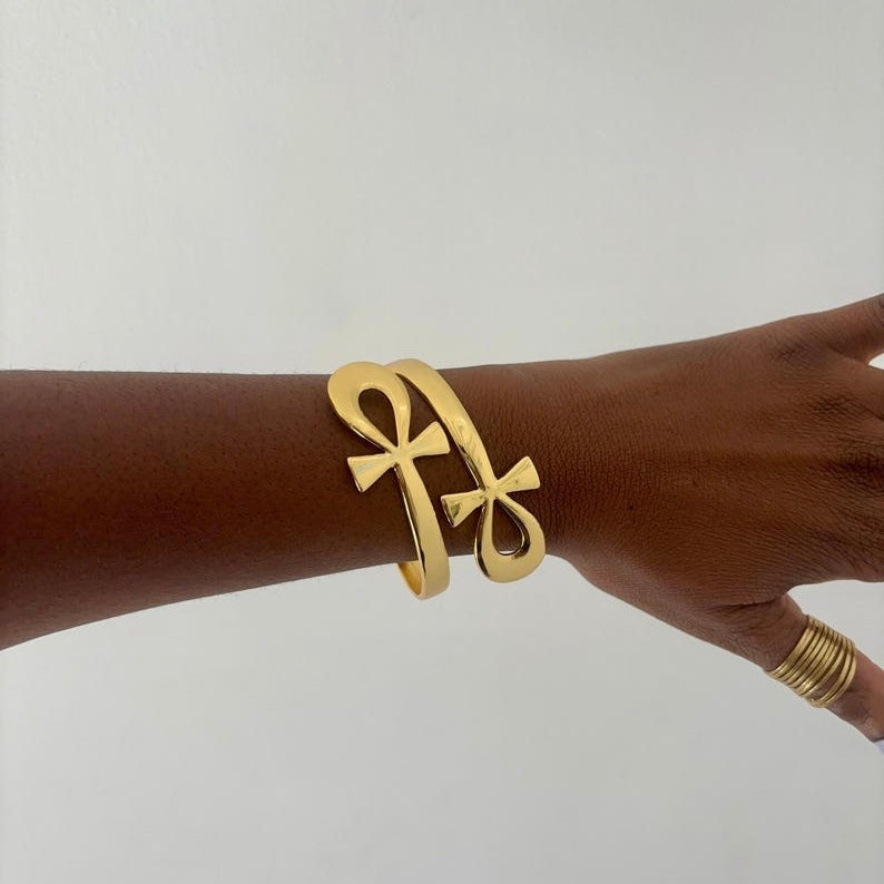 Neteru Cuff Gold