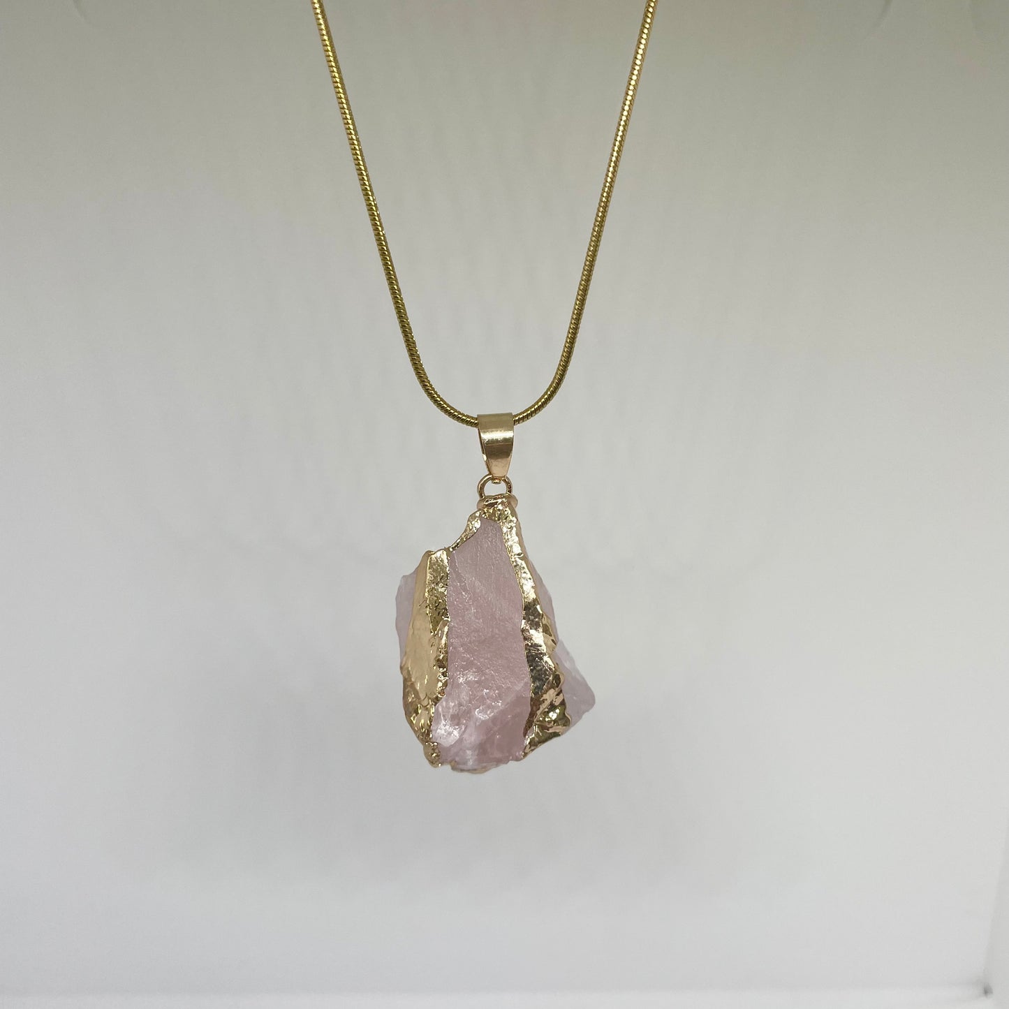 Rosy Aura Necklace