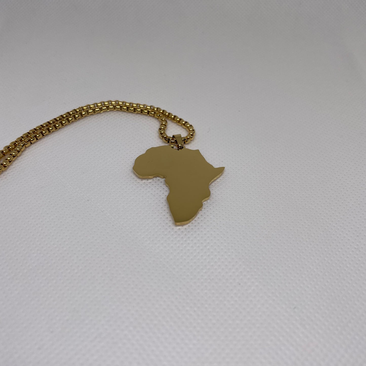 Plain Africa Necklace Gold