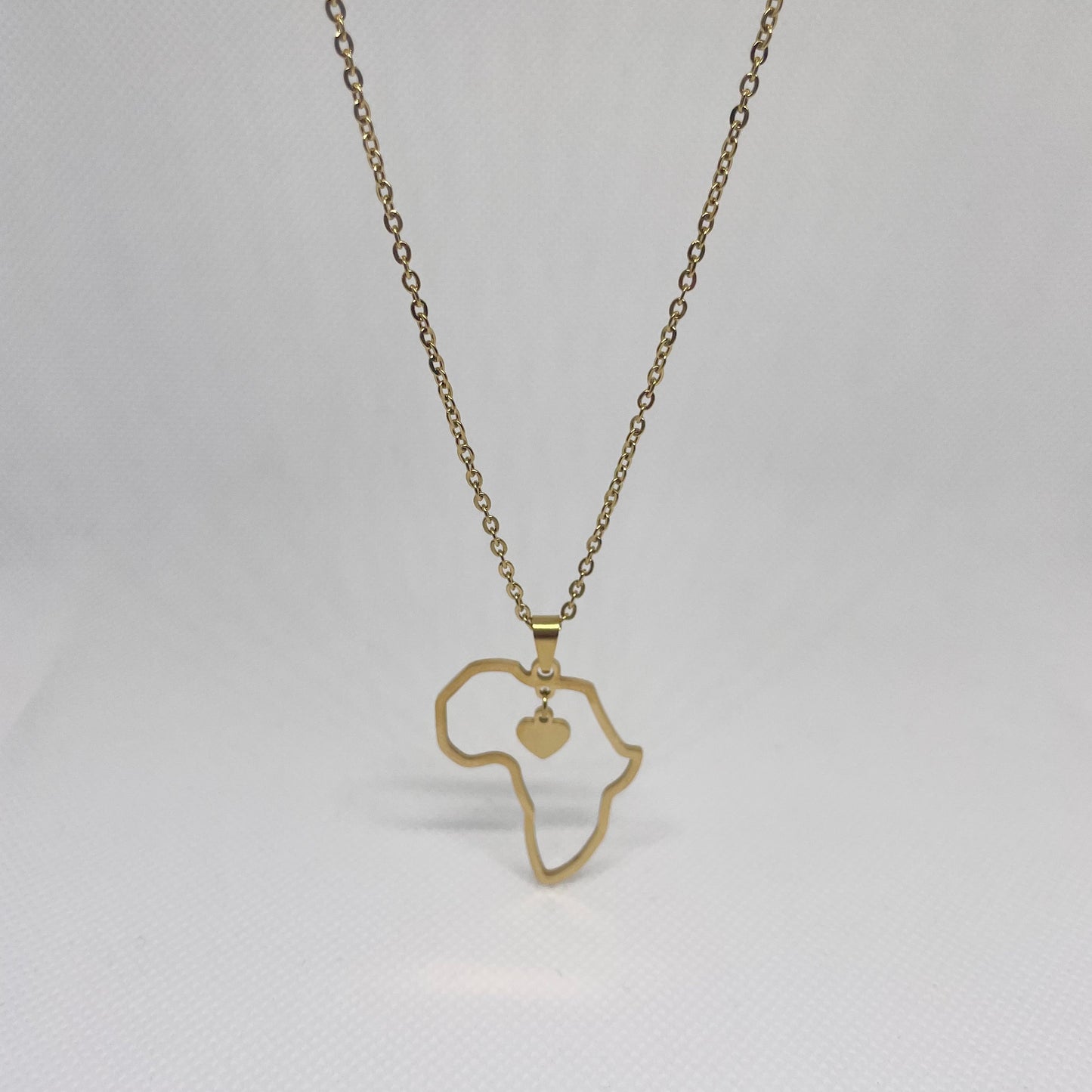 Africa Heart Necklace Gold