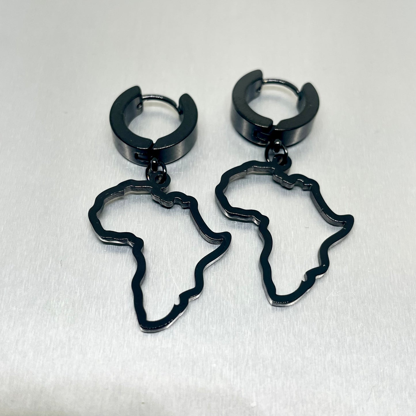 Afrique Earrings Black